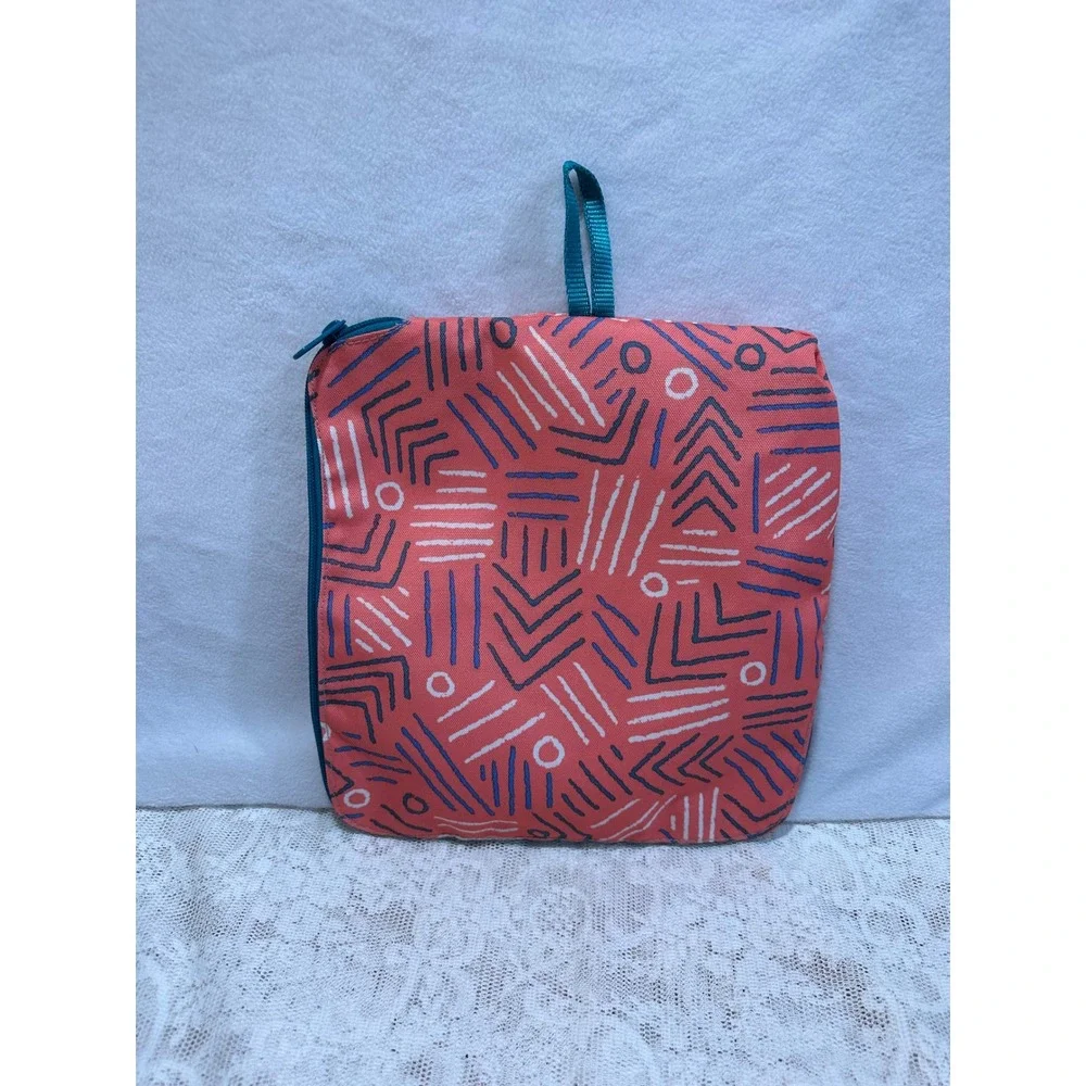 L L Bean Adventure‎ Duffle Bag Small Coral Geometric Print Zippered Pouch